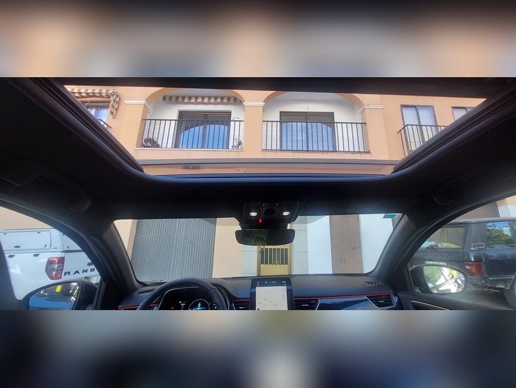 Renault Arkana 1.6 hybri 145cv foto 14